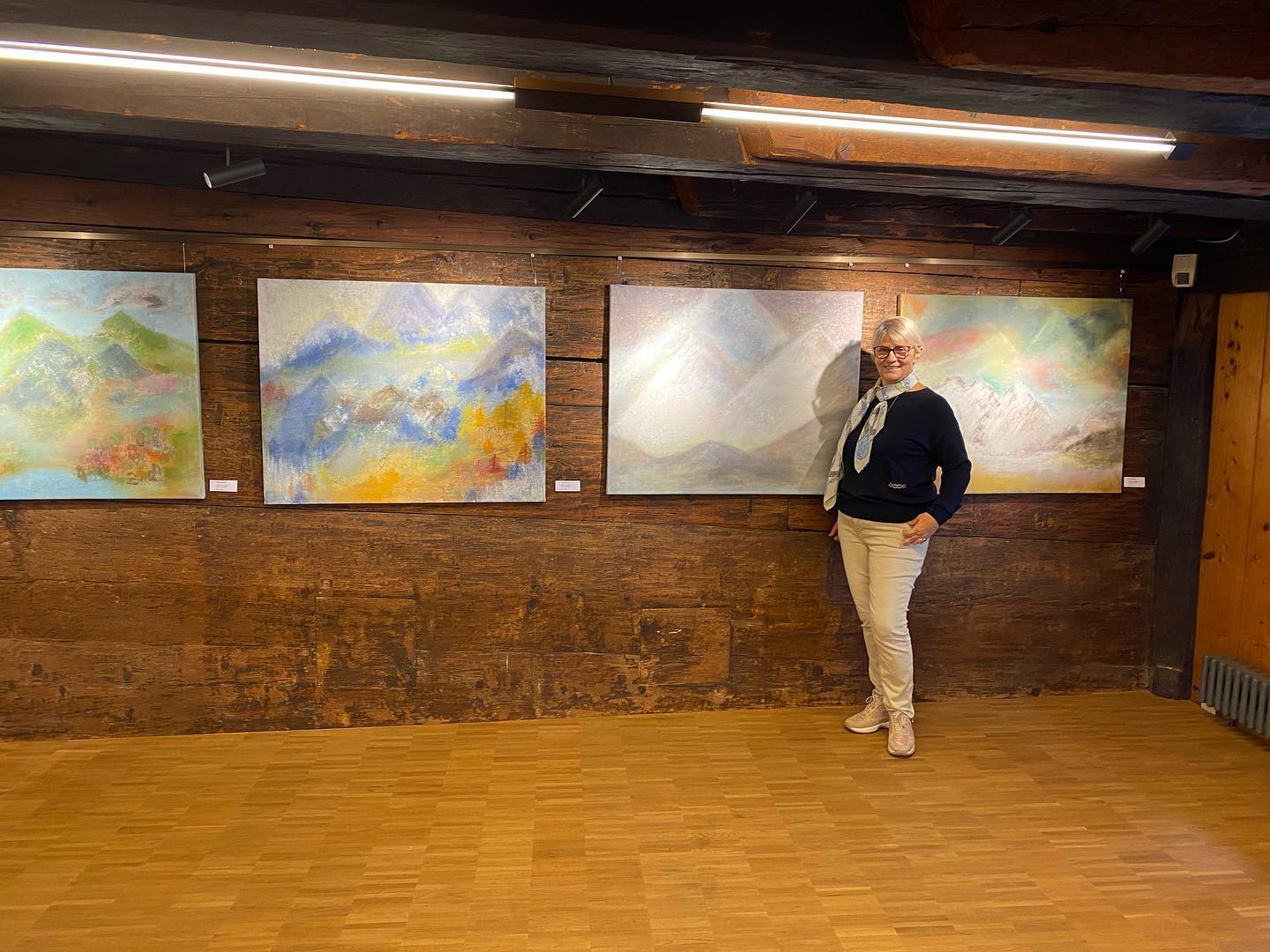 Acryl Bilder von Caterina. Ausstellung Altstadthalle Zug